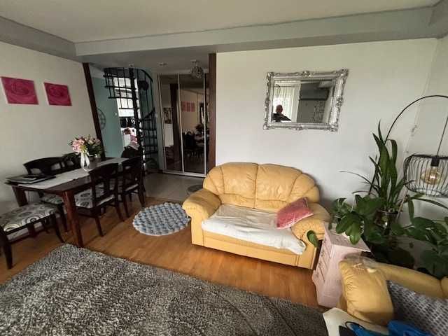 Mieszkanie 4-pokojowe Pasłęk. Zdjęcie 1