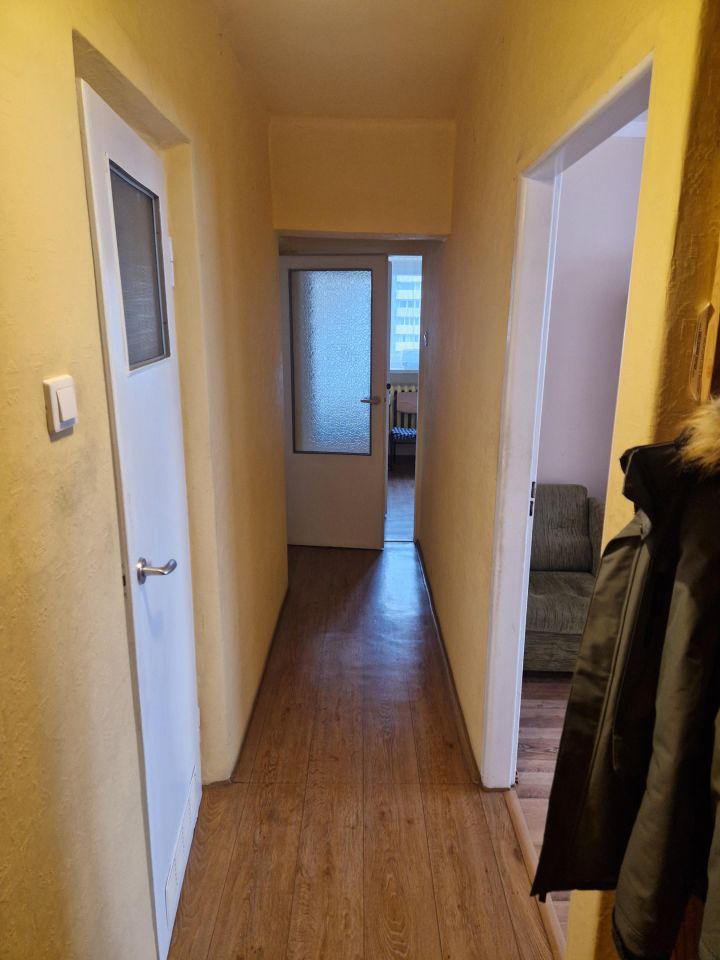 Mieszkanie 3-pokojowe Katowice os. Tysiąclecia, ul. Piastów. Zdjęcie 2