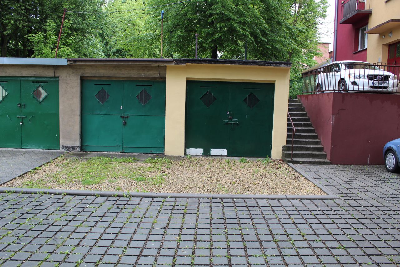 Garaż/miejsce parkingowe Dąbrowa Górnicza Centrum, ul. Królowej Jadwigi. Zdjęcie 2