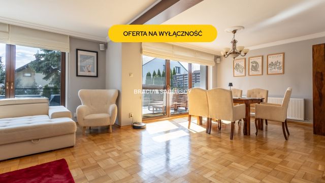 dom wolnostojący, 12 pokoi Myślenice, ul. gen. Józefa Wybickiego. Zdjęcie 1
