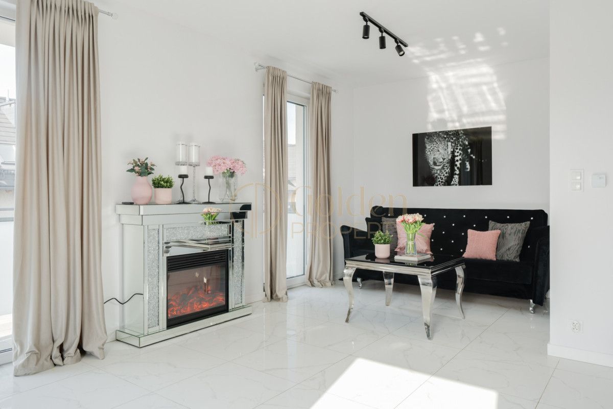 Mieszkanie 4-pokojowe Rumia, ul. Jarzębinowa. Zdjęcie 4