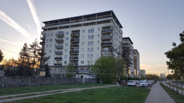 Mieszkanie 3-pokojowe Warszawa Piaski, ul. Lucjana Rudnickiego. Zdjęcie 1
