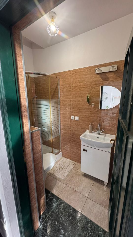 Lokal Kraków Zwierzyniec, ul. Królowej Jadwigi. Zdjęcie 4