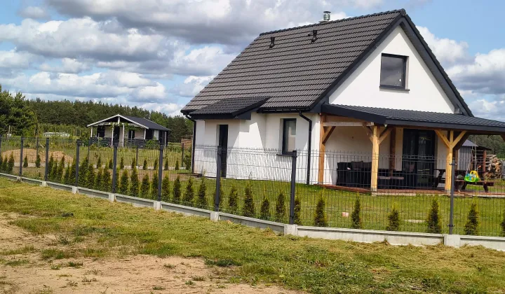 dom wolnostojący, 4 pokoje Spore