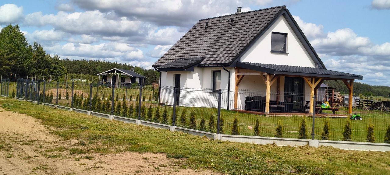 dom wolnostojący, 4 pokoje Spore. Zdjęcie 1