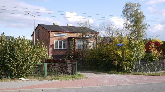 dom wolnostojący, 4 pokoje Wólka Łękawska. Zdjęcie 1