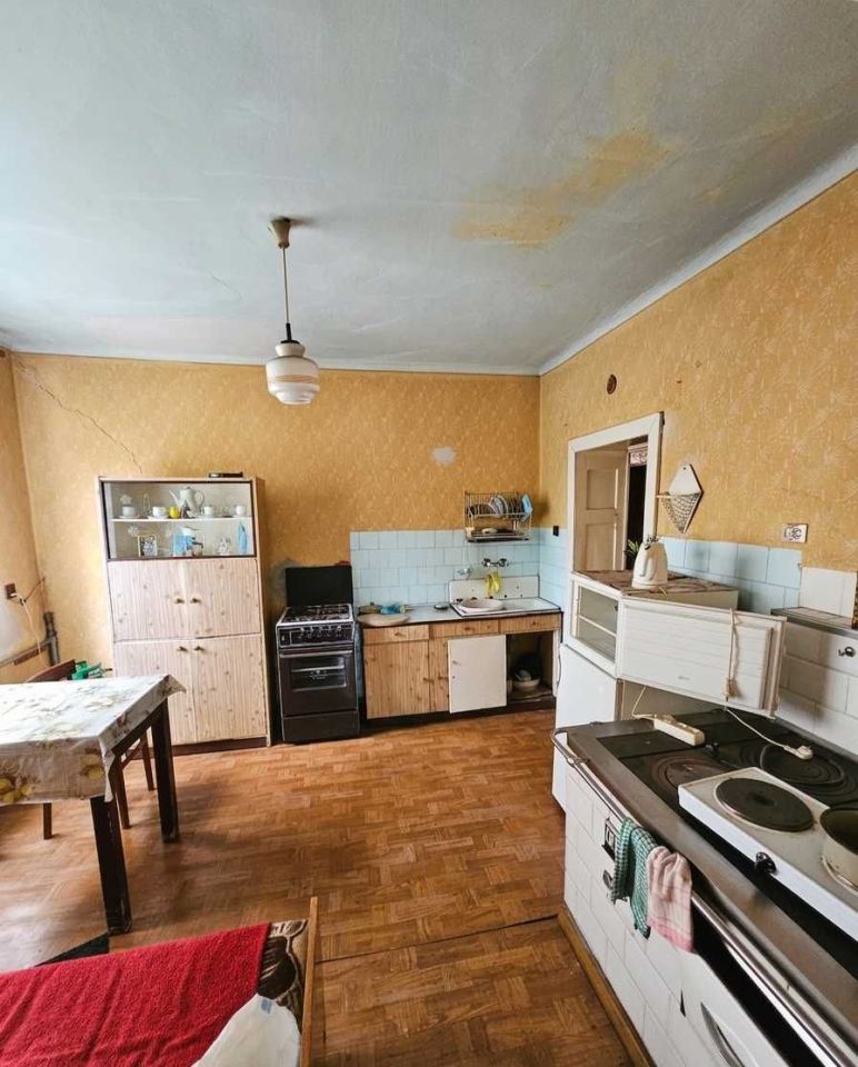 dom wolnostojący, 3 pokoje Ogrodzieniec. Zdjęcie 2