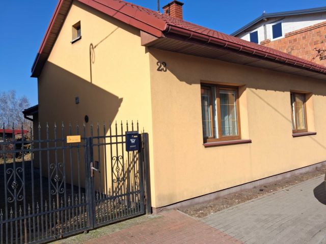 dom wolnostojący Wiskitki. Zdjęcie 1