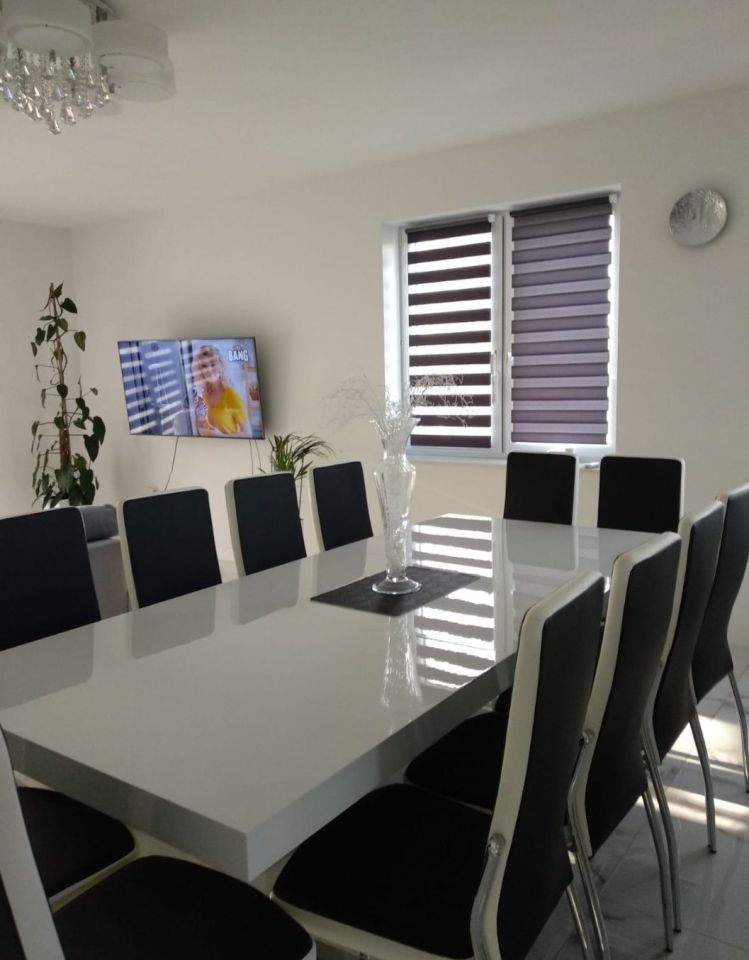 dom wolnostojący, 5 pokoi Adamów. Zdjęcie 4