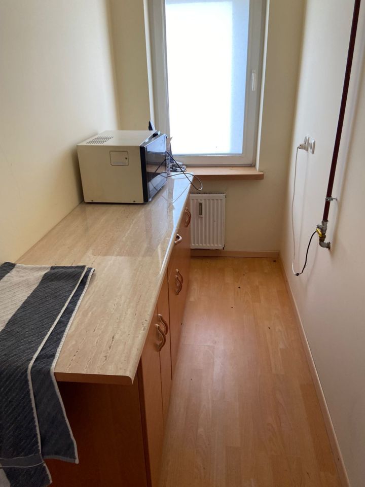 dom wolnostojący, 6 pokoi Laski. Zdjęcie 17