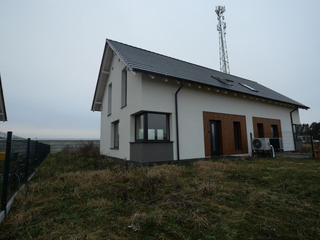 bliźniak, 4 pokoje Kiełpino, Przyjazna. Zdjęcie 1