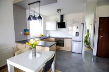 Mieszkanie 2-pokojowe Nowy Dwór Mazowiecki, ul. Cicha. Zdjęcie 3