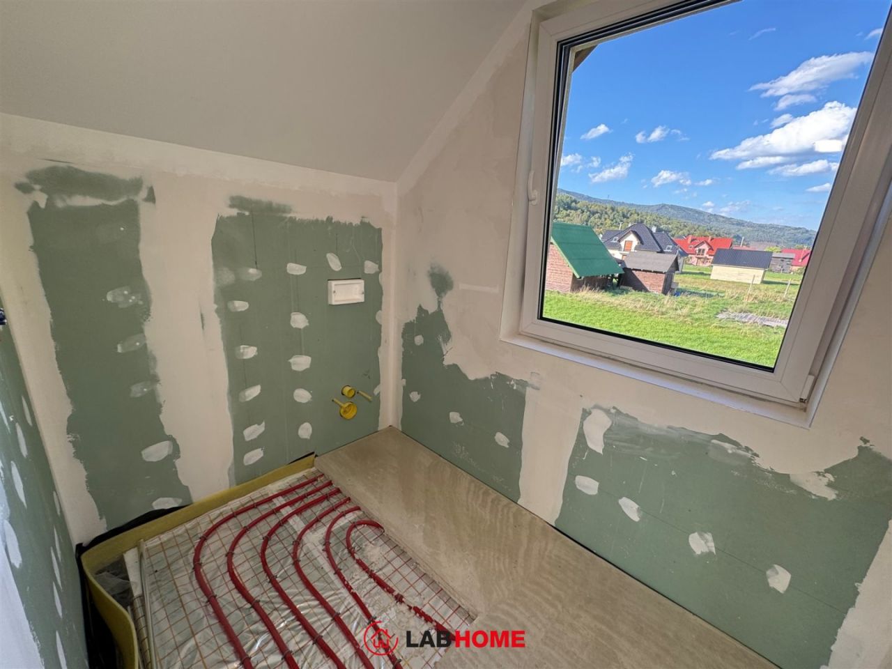 dom wolnostojący, 5 pokoi Cisiec, ul. Trakt Cesarski. Zdjęcie 16