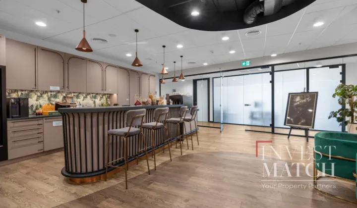 Lokal Warszawa Wola, rondo Ignacego Daszyńskiego