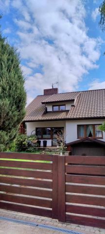 dom wolnostojący, 6 pokoi Skierniewice Rawka, ul. Kosynierów. Zdjęcie 1