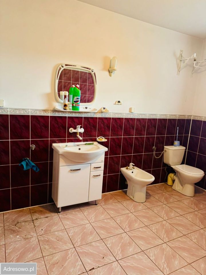 dom wolnostojący, 6 pokoi Żagań, ul. Lotników Alianckich. Zdjęcie 3