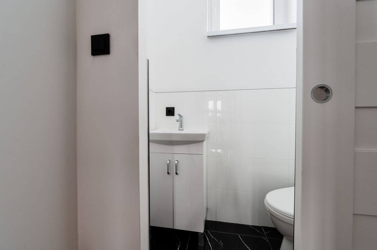 dom wolnostojący, 5 pokoi Żnin, Plac Zamkowy. Zdjęcie 25