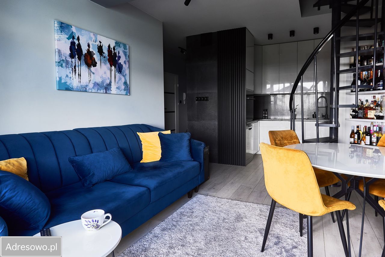 Mieszkanie 4-pokojowe Łomianki Dolne, al. Fryderyka Chopina. Zdjęcie 1