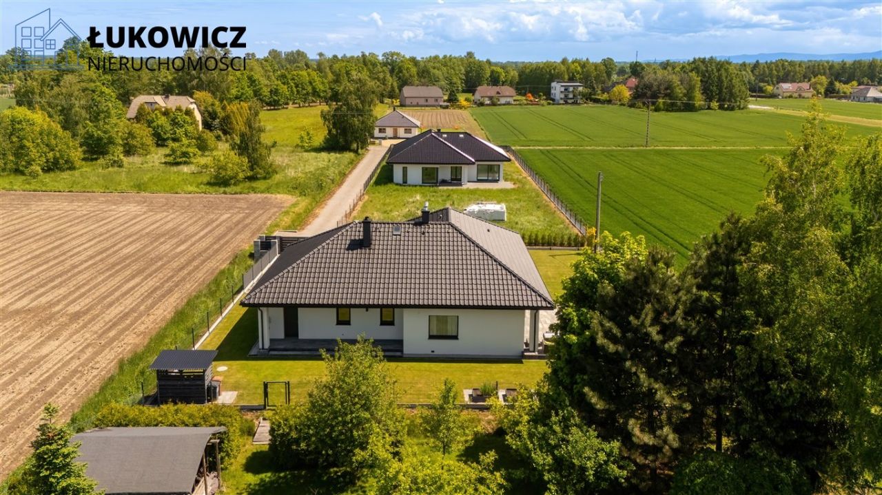 dom wolnostojący, 4 pokoje Kaniów. Zdjęcie 29