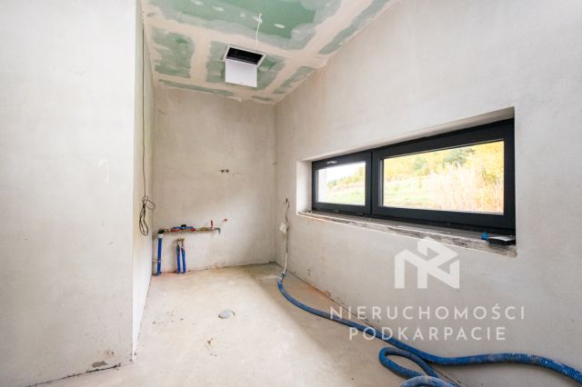 dom wolnostojący, 7 pokoi Rzeszów, ul. Janiowe Wzgórze. Zdjęcie 24