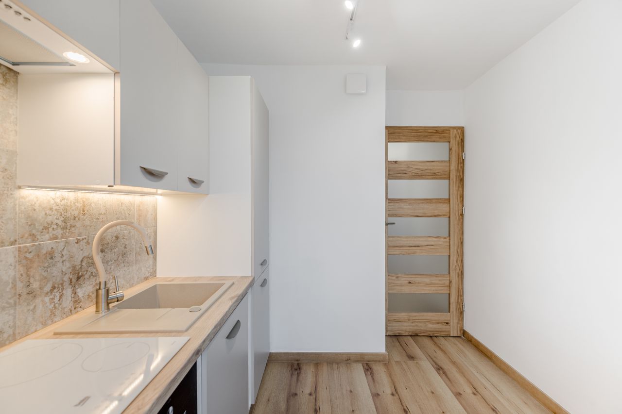 Mieszkanie 3-pokojowe Dzierżoniów, os. Jasne. Zdjęcie 6