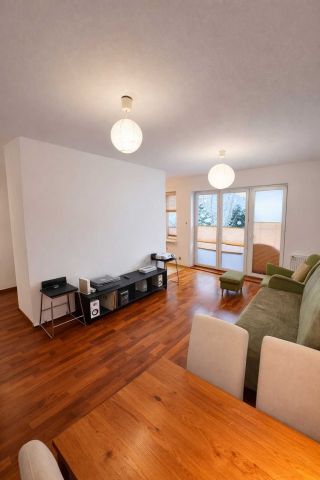 Mieszkanie 3-pokojowe Ząbki, ul. Powstańców. Zdjęcie 1