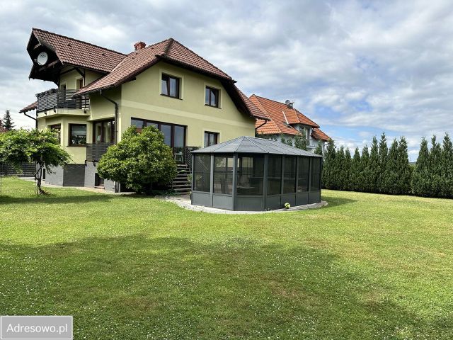 dom wolnostojący, 7 pokoi Bolesławice. Zdjęcie 1