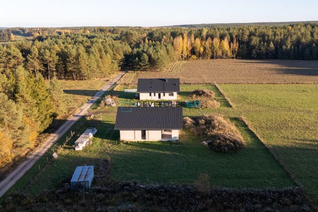 dom wolnostojący, 4 pokoje Załuki. Zdjęcie 9