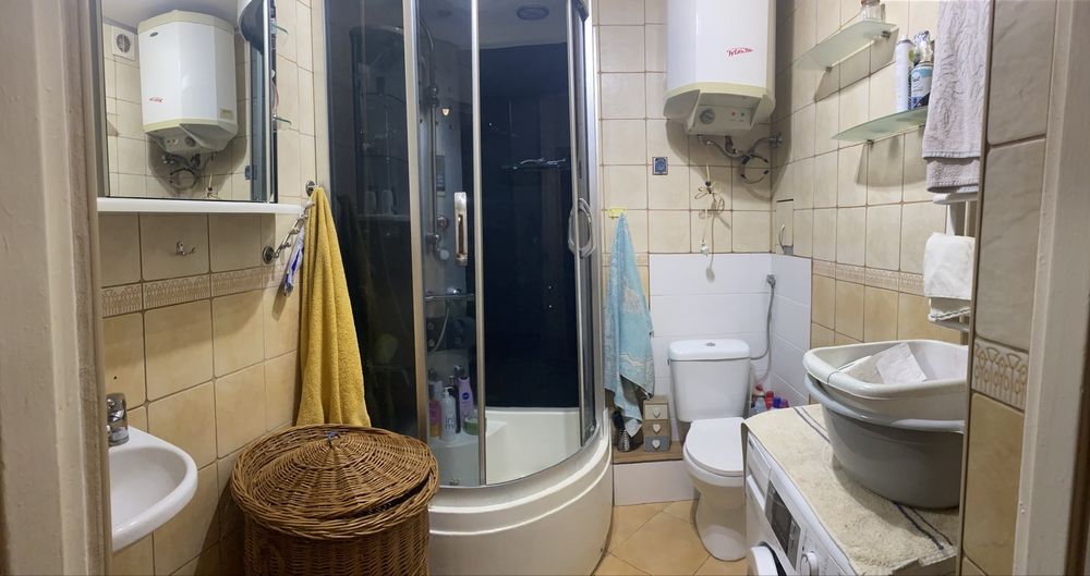 Mieszkanie 3-pokojowe Łabędnik. Zdjęcie 3