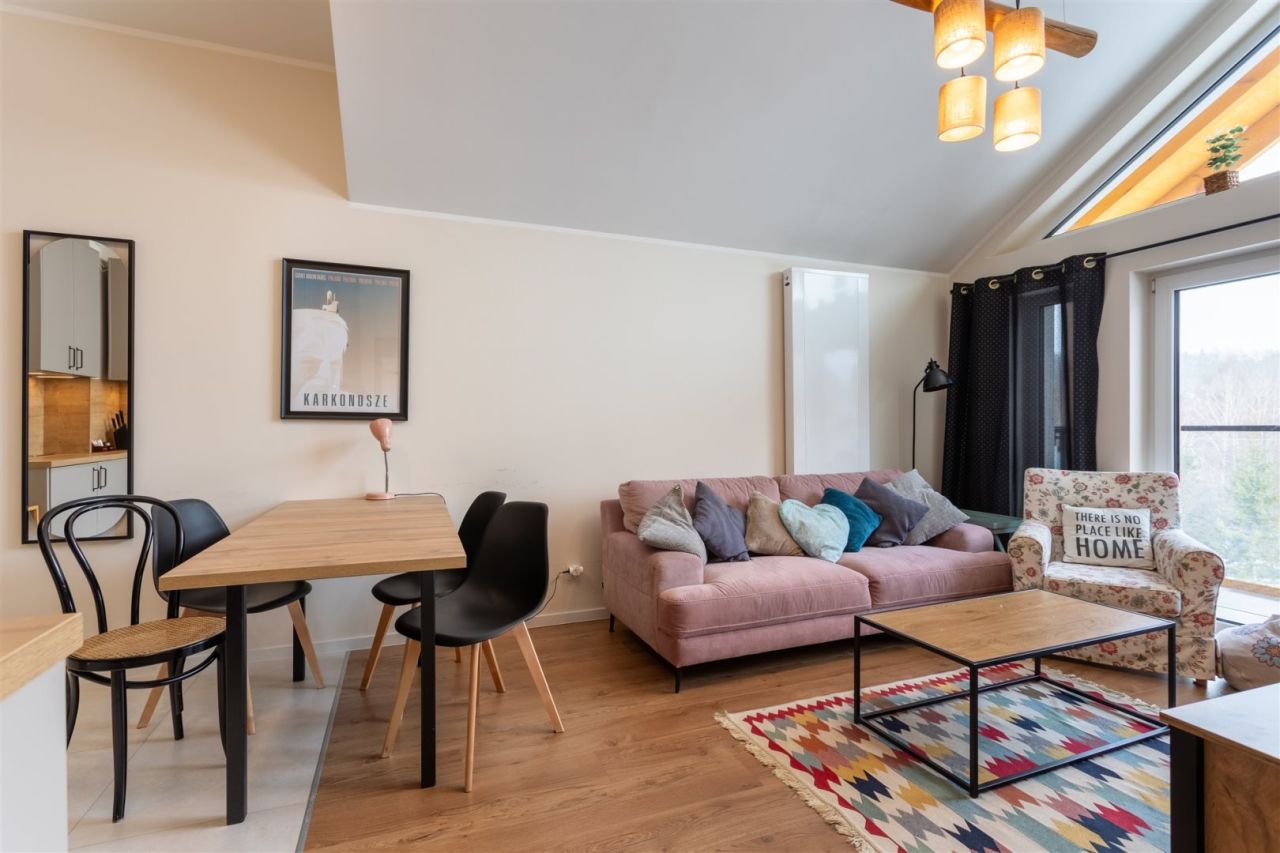 Mieszkanie 3-pokojowe Szklarska Poręba, ul. Vlastimila Hofmana. Zdjęcie 3