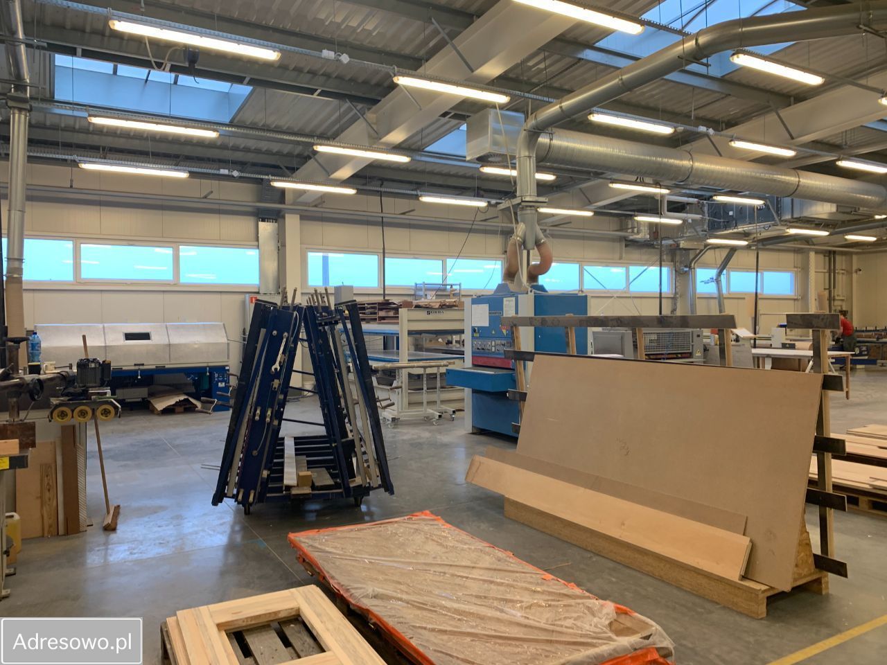 Hala/magazyn Piotrkówek Mały. Zdjęcie 9