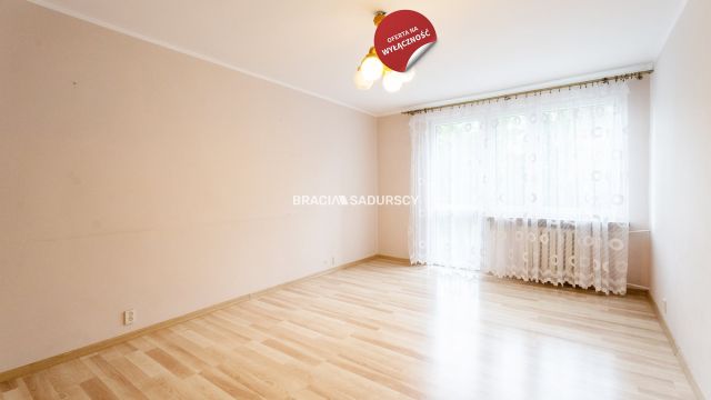 Mieszkanie 4-pokojowe Kraków Czyżyny, os. Dywizjonu 303. Zdjęcie 1