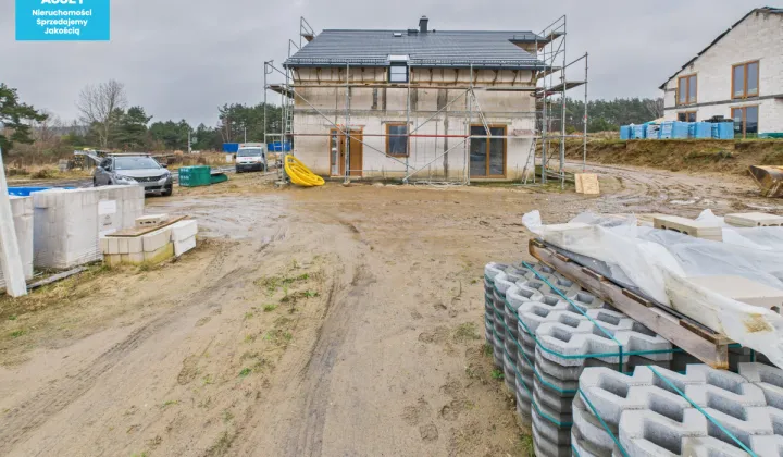 bliźniak, 4 pokoje Koleczkowo, ul. Obrońców Wybrzeża