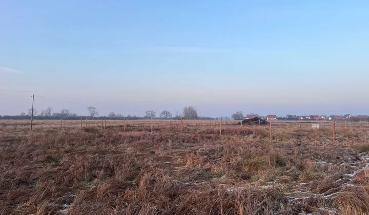 Działka rolno-budowlana Pucice