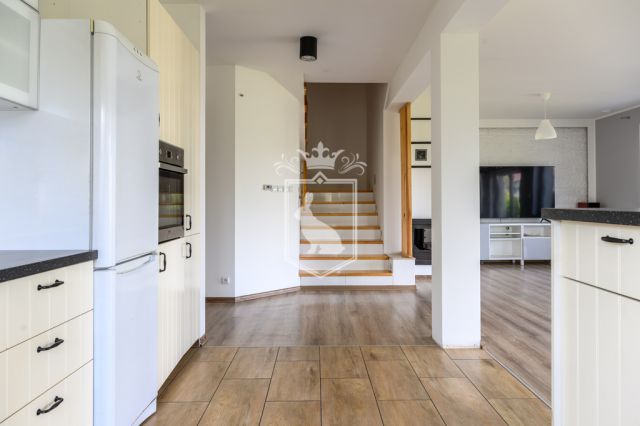 bliźniak, 5 pokoi Radzymin. Zdjęcie 5