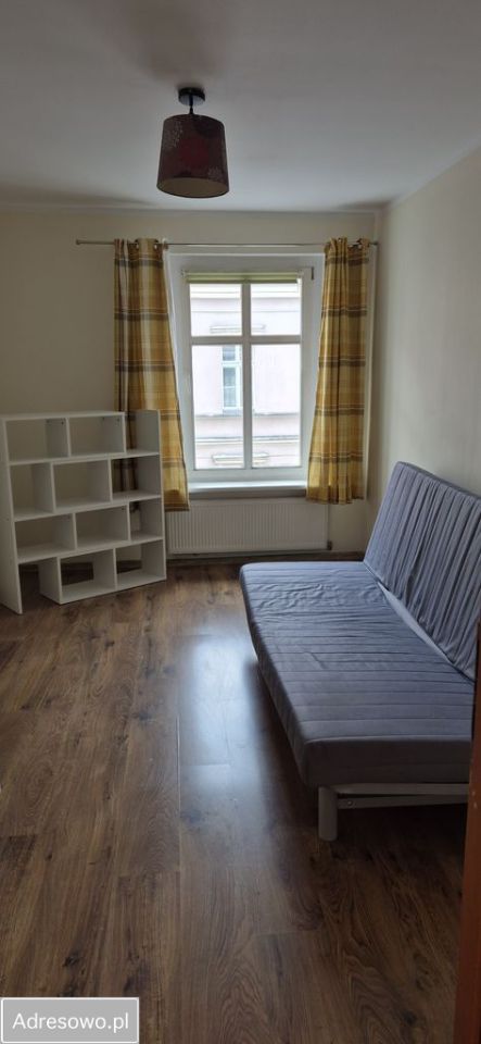 Mieszkanie 4-pokojowe Jelenia Góra Centrum, ul. 1 Maja. Zdjęcie 2
