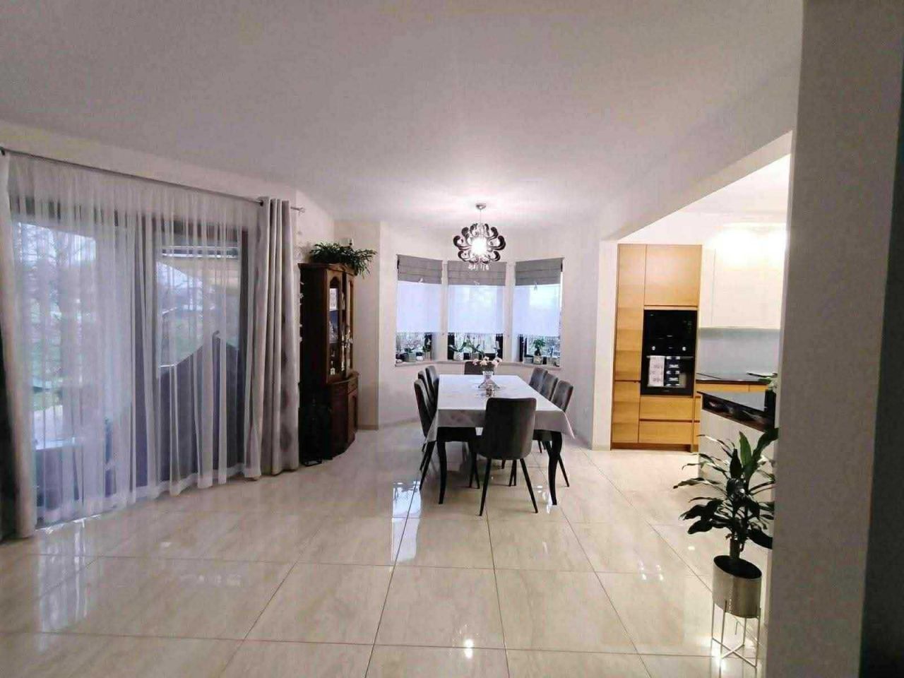 dom wolnostojący, 5 pokoi Kielanówka. Zdjęcie 7