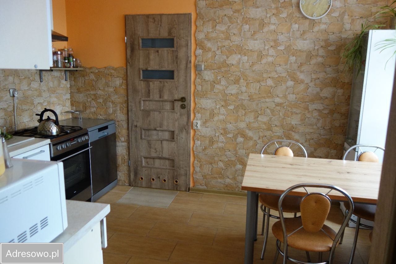 dom wolnostojący, 3 pokoje Kusowo. Zdjęcie 3