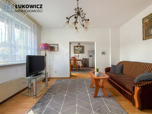 dom wolnostojący, 6 pokoi Ujsoły. Zdjęcie 4