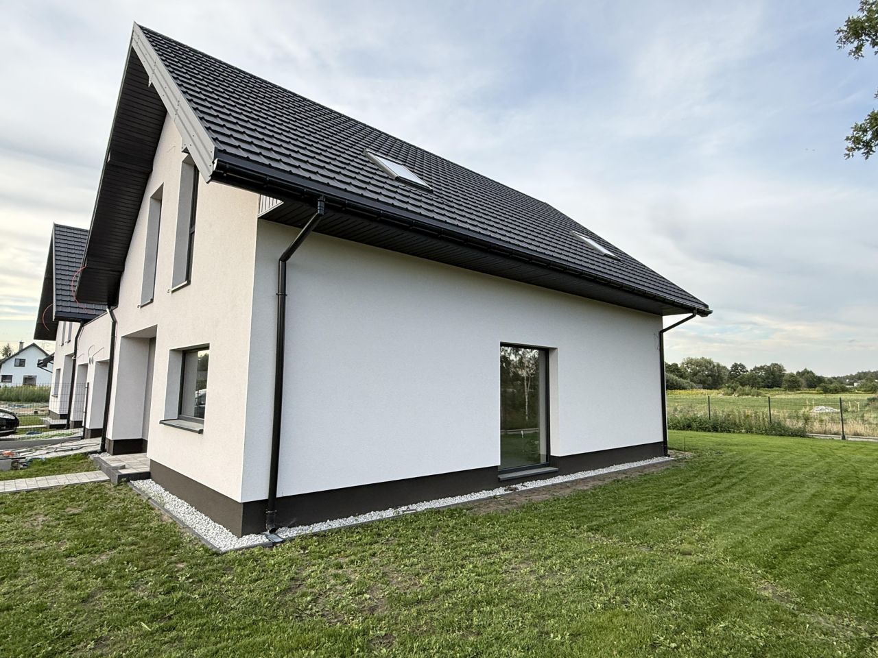 bliźniak, 5 pokoi Malcanów, ul. Magnolii. Zdjęcie 4