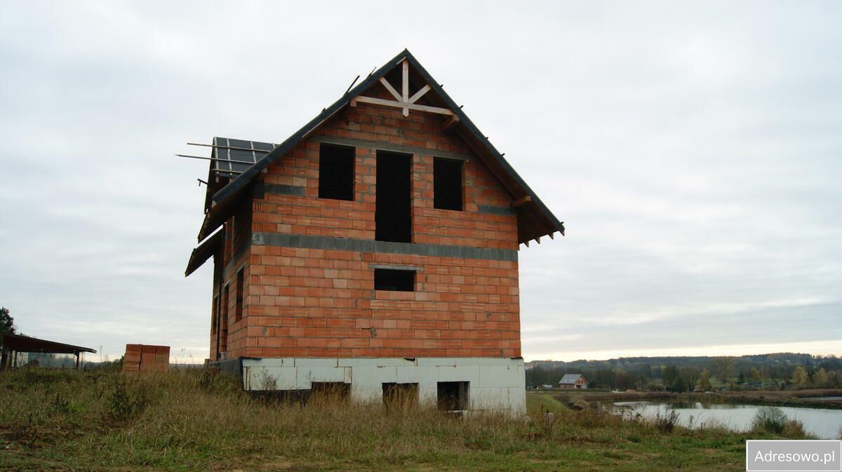 dom wolnostojący, 4 pokoje Kalina, os. Słoneczne. Zdjęcie 7