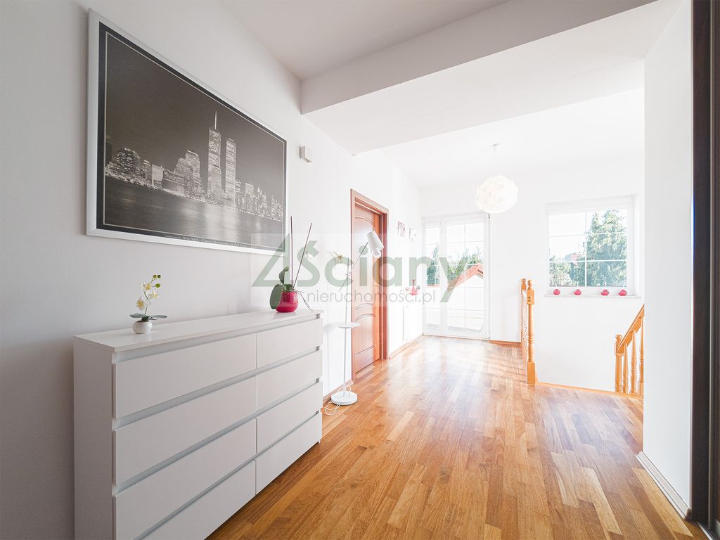 dom wolnostojący, 4 pokoje Piaseczno. Zdjęcie 9