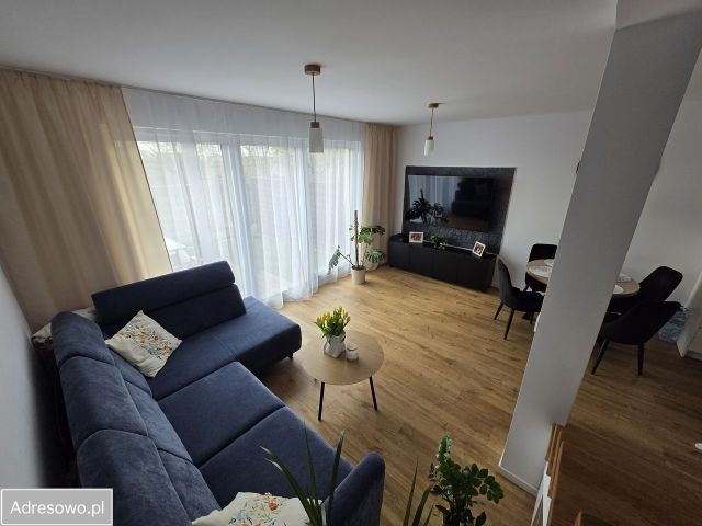 Mieszkanie 3-pokojowe Nowa Wola, ul. Mieczyków. Zdjęcie 1