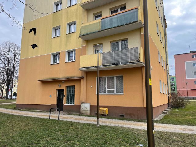 Mieszkanie 2-pokojowe Dzierżoniów, os. Kolorowe. Zdjęcie 1