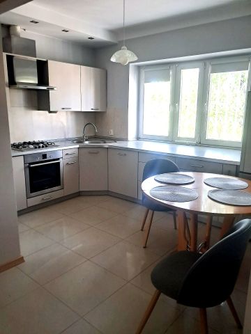 Mieszkanie 2-pokojowe Warszawa Śródmieście, al. Aleja "Solidarności". Zdjęcie 1