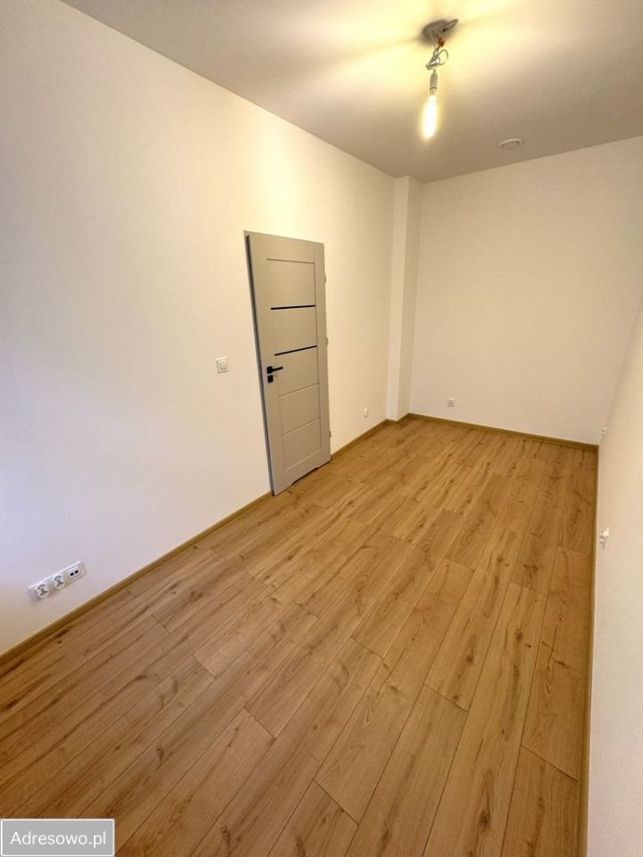 Mieszkanie 3-pokojowe Jelenia Góra Centrum, ul. Wolności. Zdjęcie 9