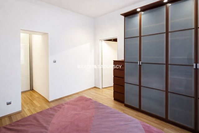 Mieszkanie 2-pokojowe Kraków Stare Miasto, ul. Mikołaja Zyblikiewicza. Zdjęcie 9