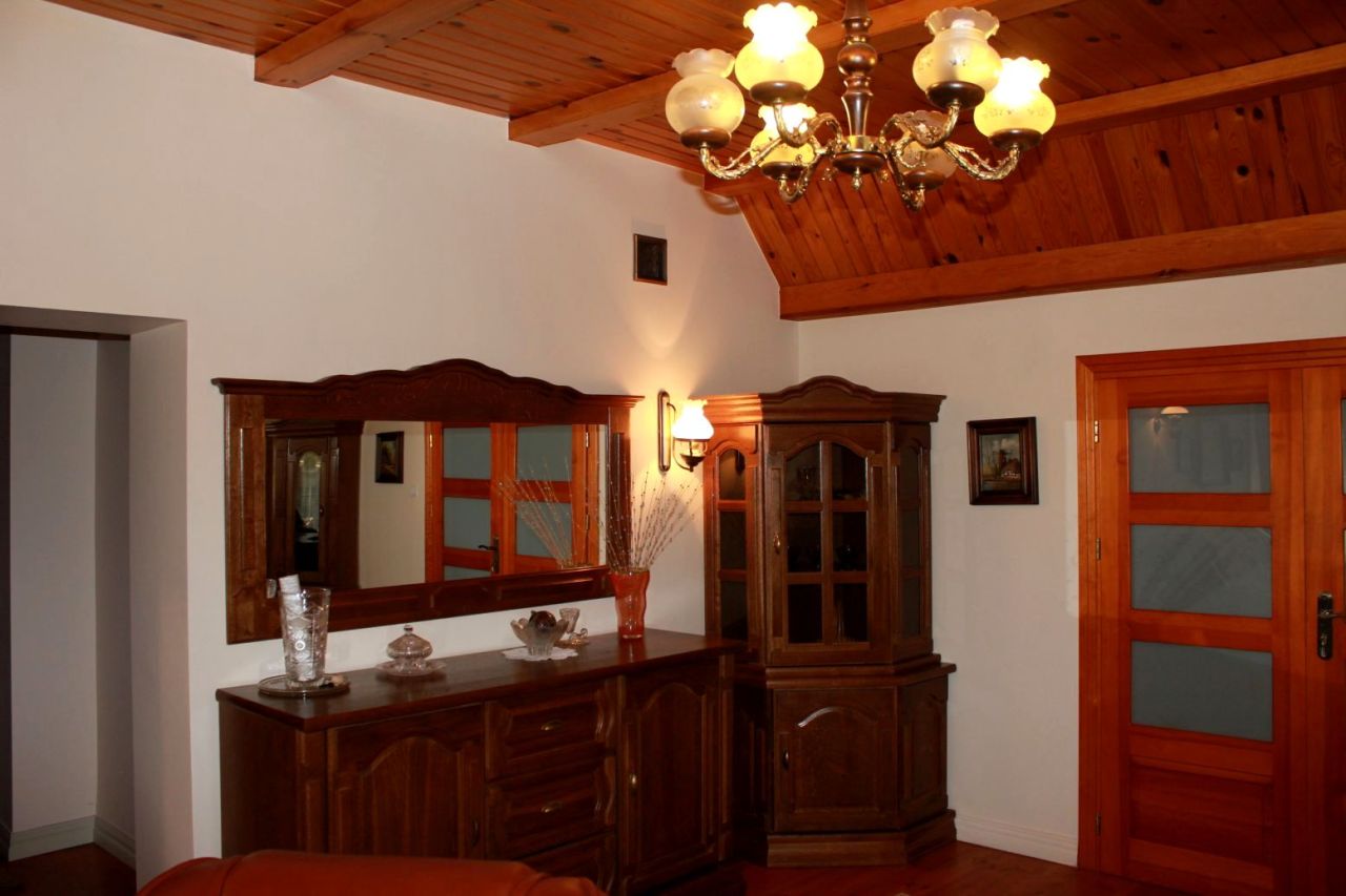 dworek, 11 pokoi Fałków. Zdjęcie 11