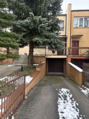 dom szeregowy, 4 pokoje Piotrków Trybunalski, ul. Belzacka. Zdjęcie 1