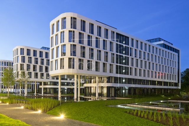 Biuro Warszawa Włochy, ul. Żwirki i Wigury. Zdjęcie 4